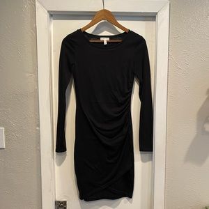 Leith (Nordstrom) black long sleeve ruched body con dress